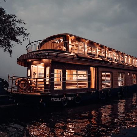 Alappuzha Victoria Houseboats酒店 外观 照片