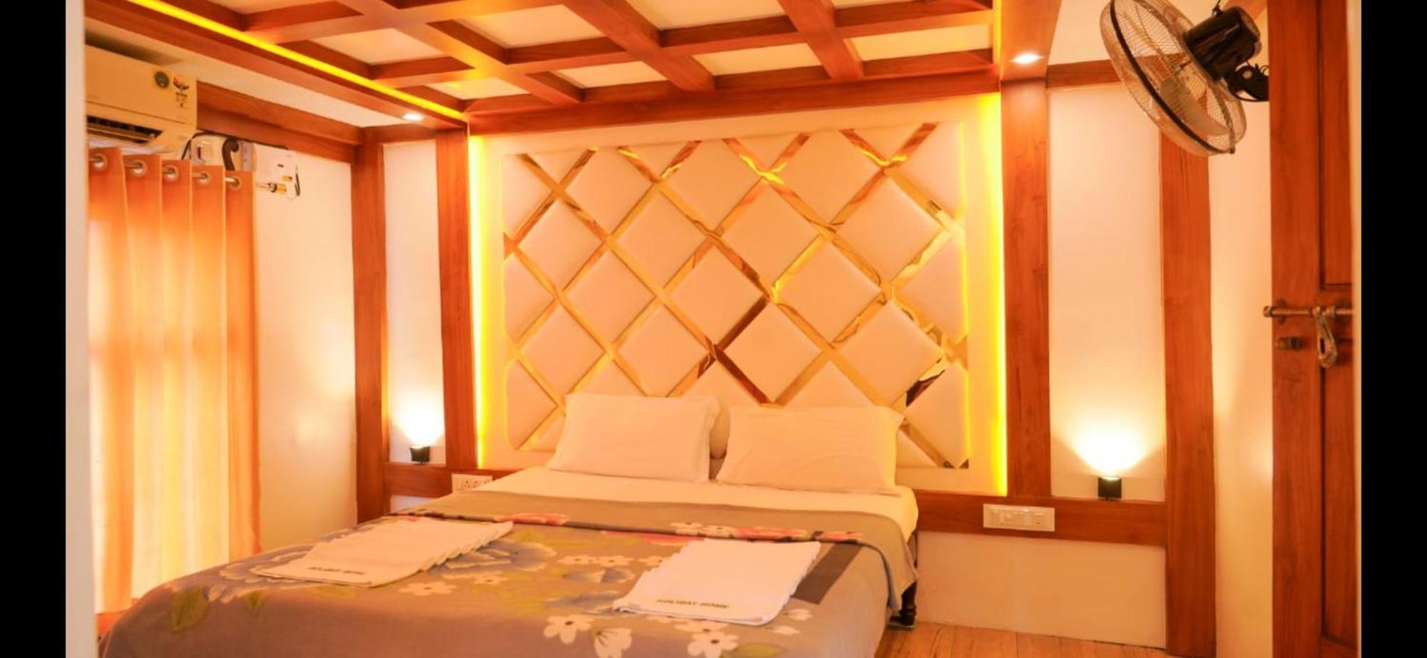 Alappuzha Victoria Houseboats酒店 外观 照片