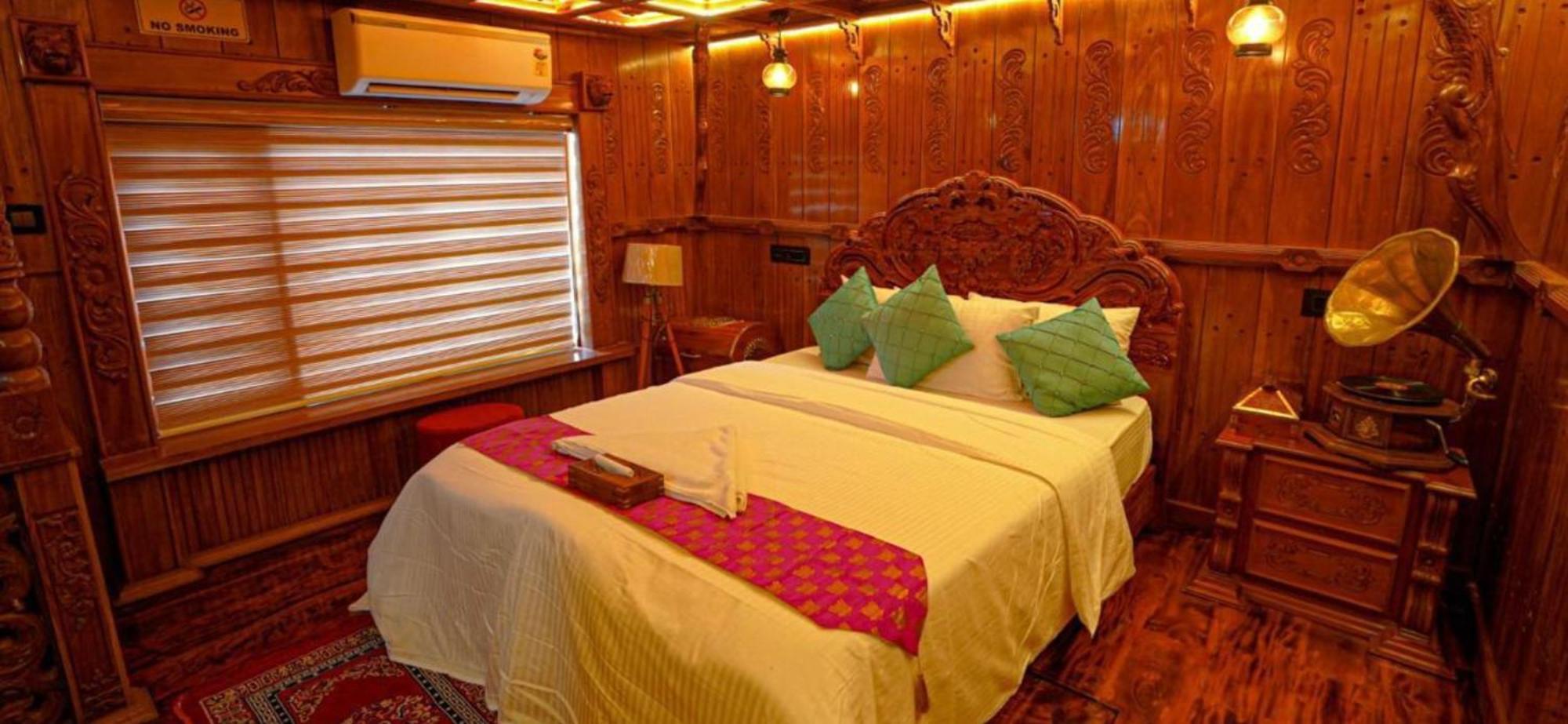 Alappuzha Victoria Houseboats酒店 外观 照片