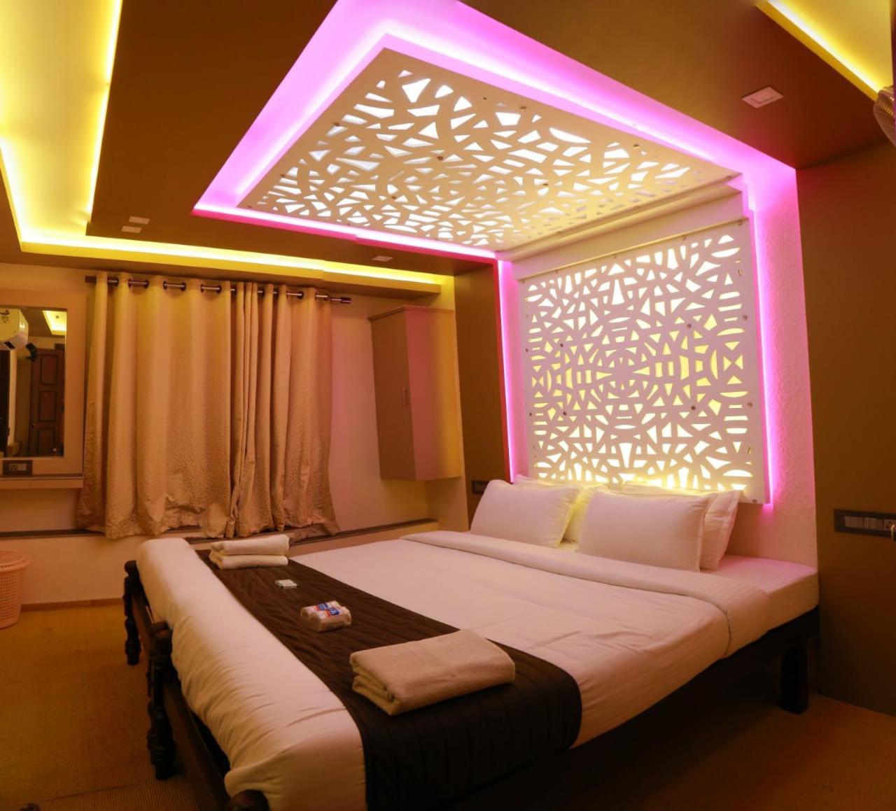 Alappuzha Victoria Houseboats酒店 外观 照片