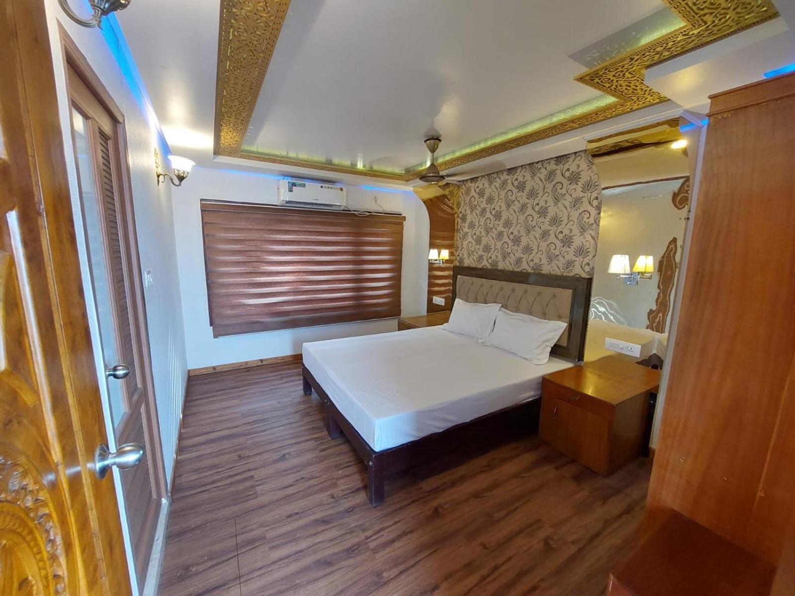 Alappuzha Victoria Houseboats酒店 外观 照片